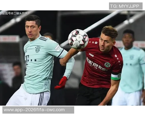 法国足球运动员的营养食谱揭秘助力竞技状态与健康生活